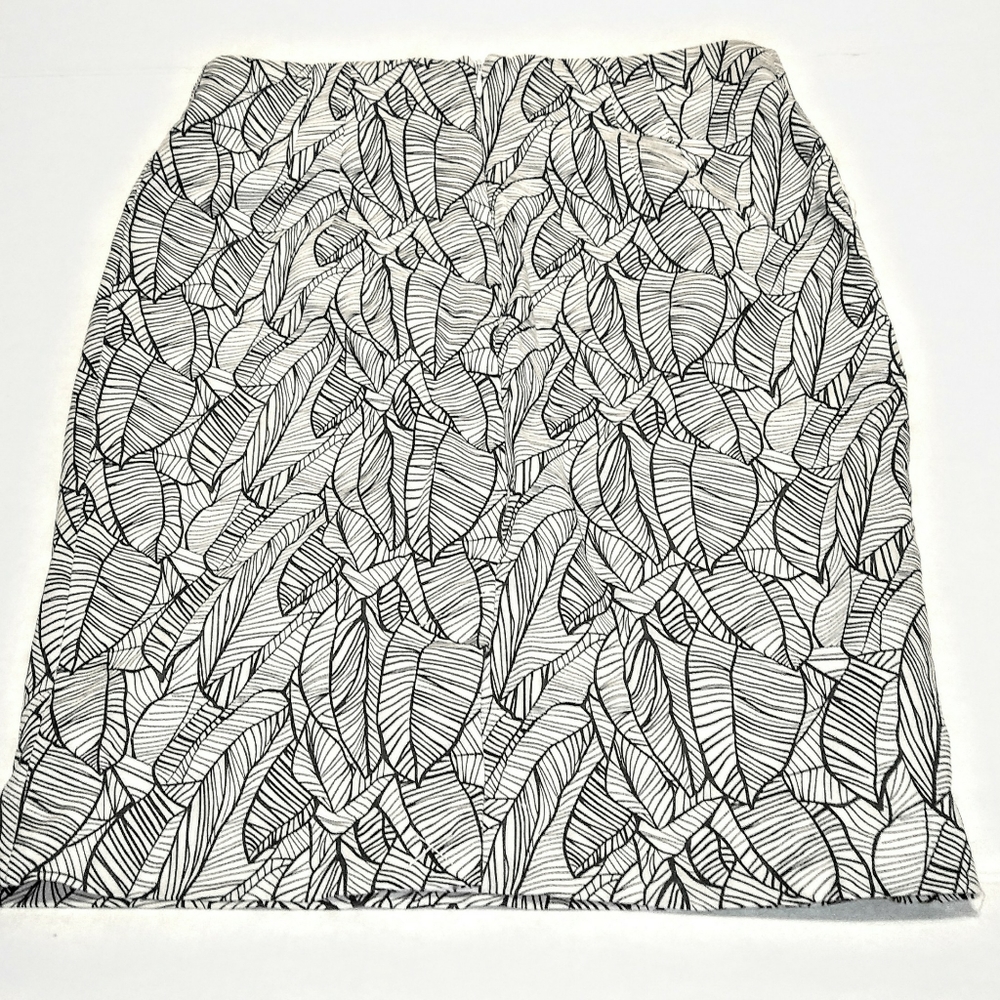 Trendy Career Pencil Skirt 4 BLK/WHT